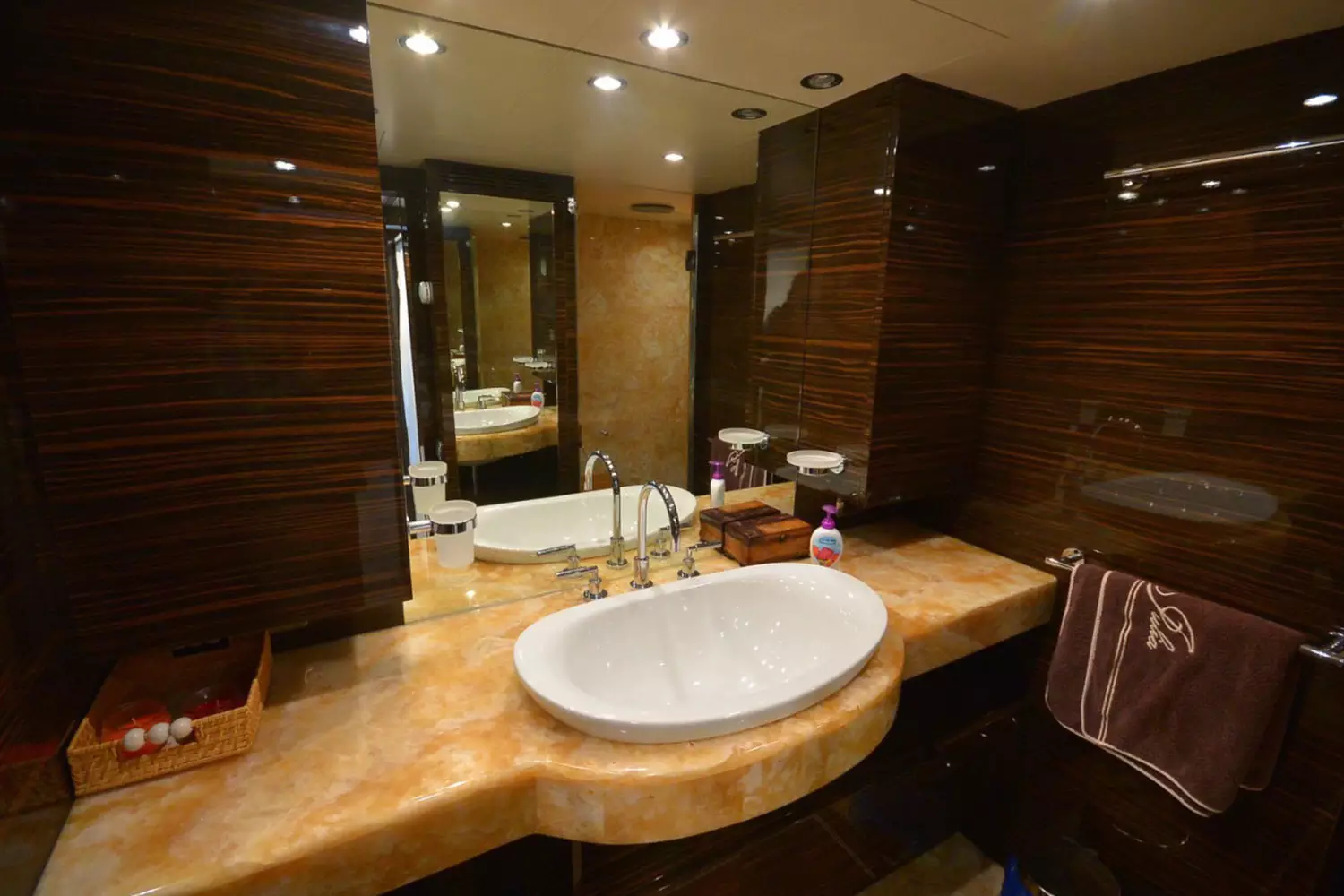 BIG BOSS - фото 7